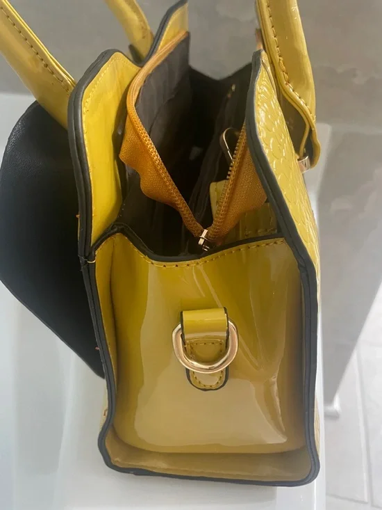 Yellow Bow Accent Women’s Handbag - Picture 5 of 7